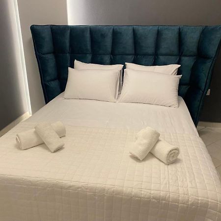 Comfortable Apartment Near To Metro Athens Ngoại thất bức ảnh