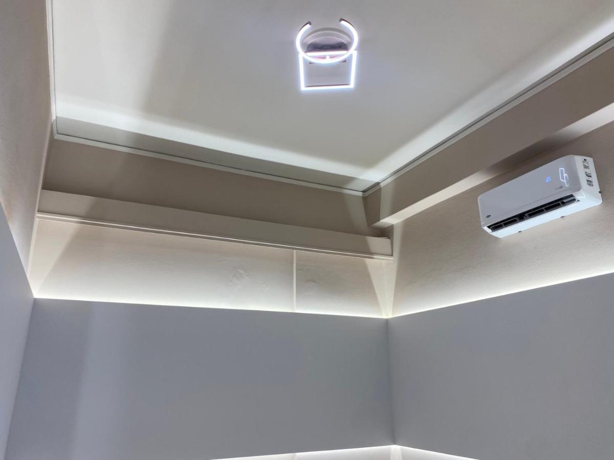 Comfortable Apartment Near To Metro Athens Ngoại thất bức ảnh