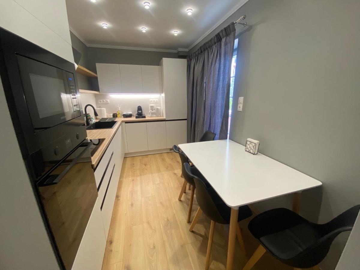Comfortable Apartment Near To Metro Athens Ngoại thất bức ảnh
